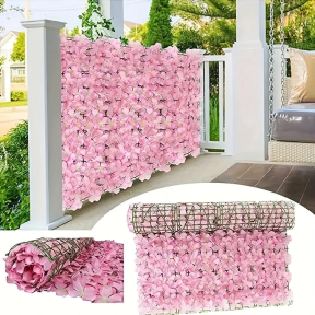 Ограда от розови цветчета